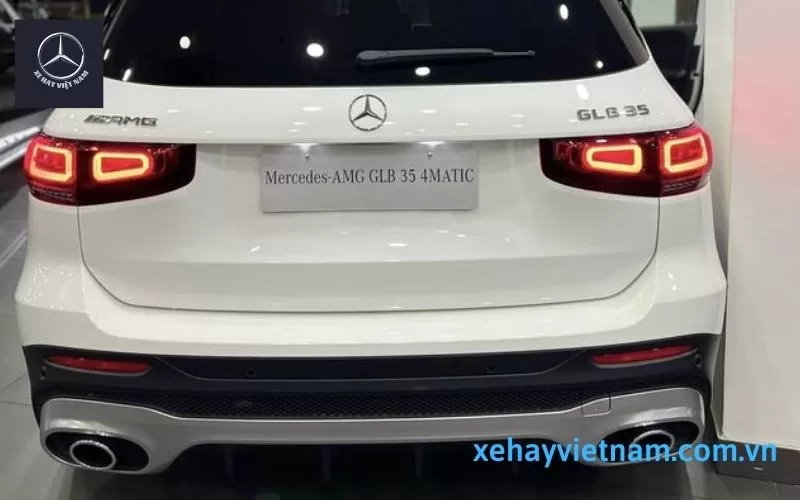 Mercedes-AMG GLB 35 4MATIC 10