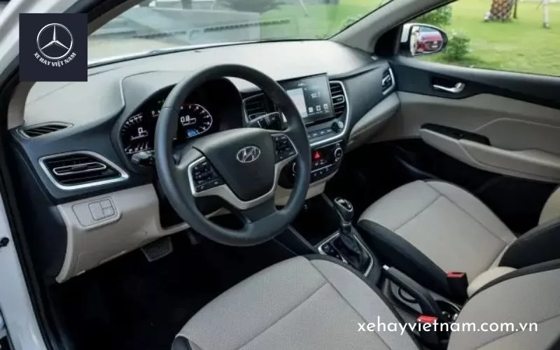 Hyundai Accent 2023 cũng nâng cấp nhiều trang bị nội thất bên trong xe