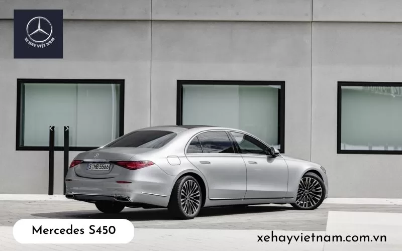Mercedes S450 ấn tượng với thiết kế thân xe nổi bật cảm giác sang trọng và lịch lãm